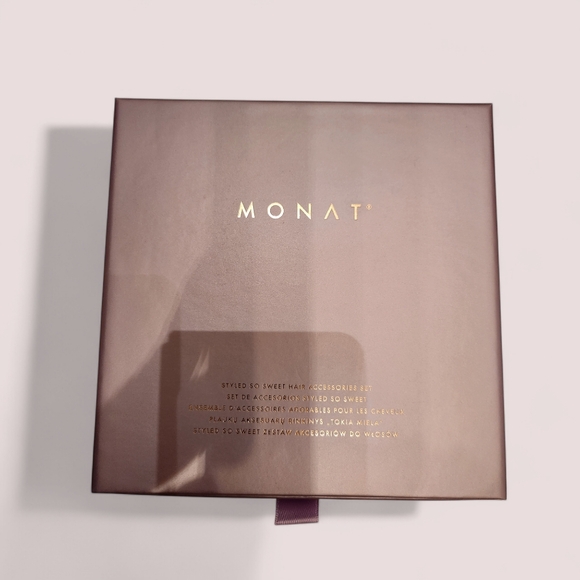 Stylish Hair Clips Set - Picture 2 of 3